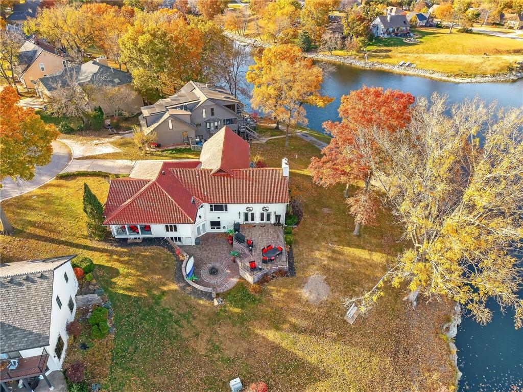 102 Northwest Hackberry Street Lee's Summit, MO 64064 - Photo 4 of 45