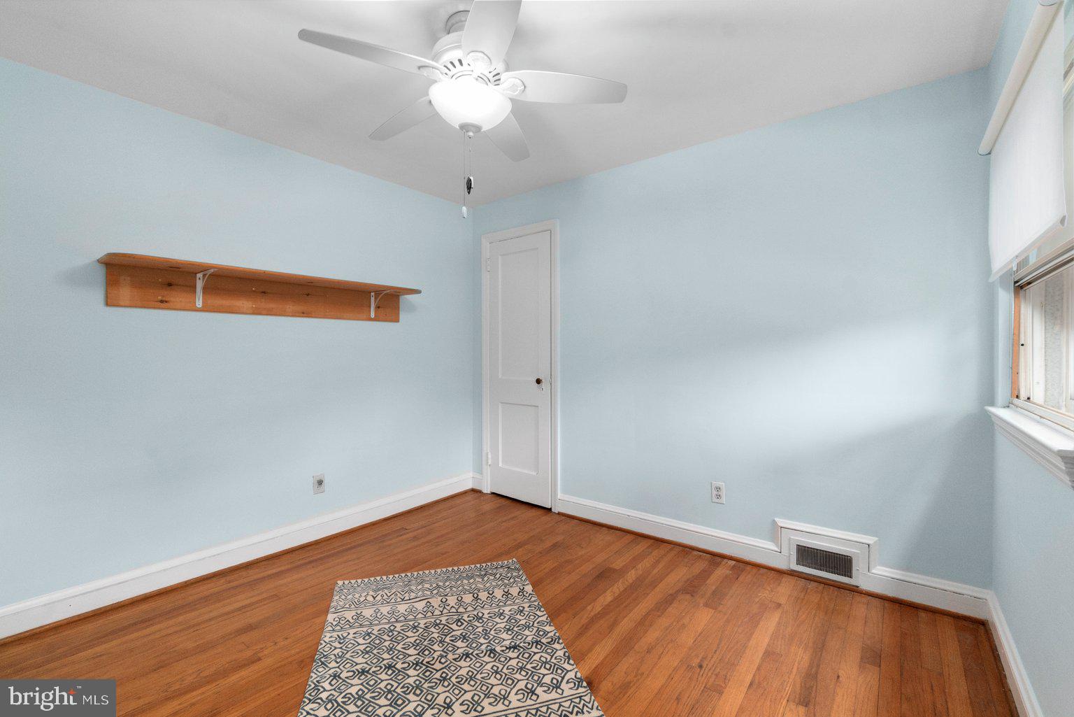 41 Tanglewood Road Baltimore, MD 21228 - Photo 32 of 35 Gallery Image 32