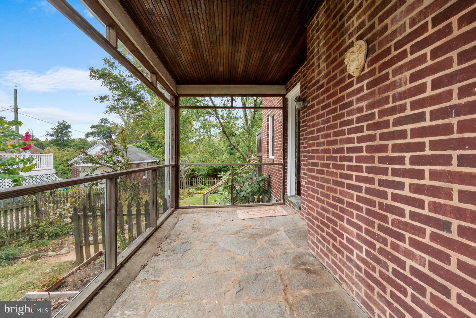 41 Tanglewood Road Baltimore, MD 21228 - Photo 8 of 35 Flag stone flooring