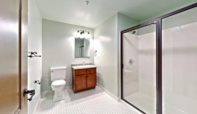 $5,000,000 | 11 East Columbia Avenue, Champaign, IL 61820