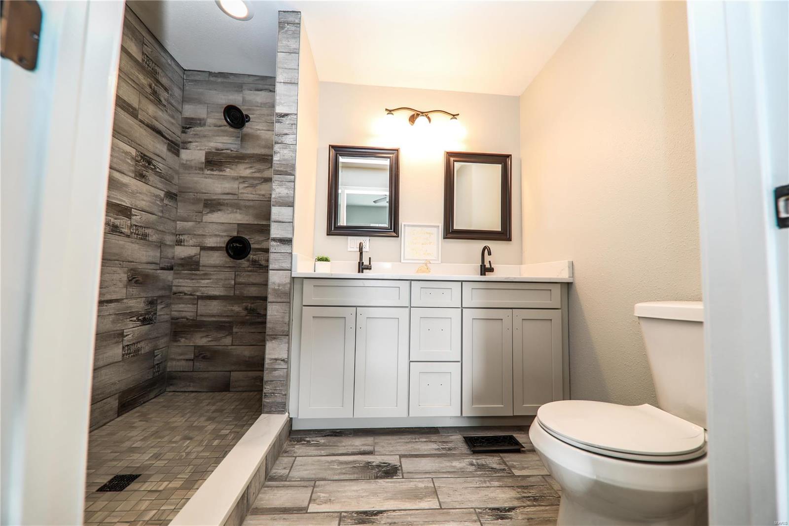 1202 Troy Road Edwardsville, IL 62025 - Photo 15 of 38 Gallery Image 15