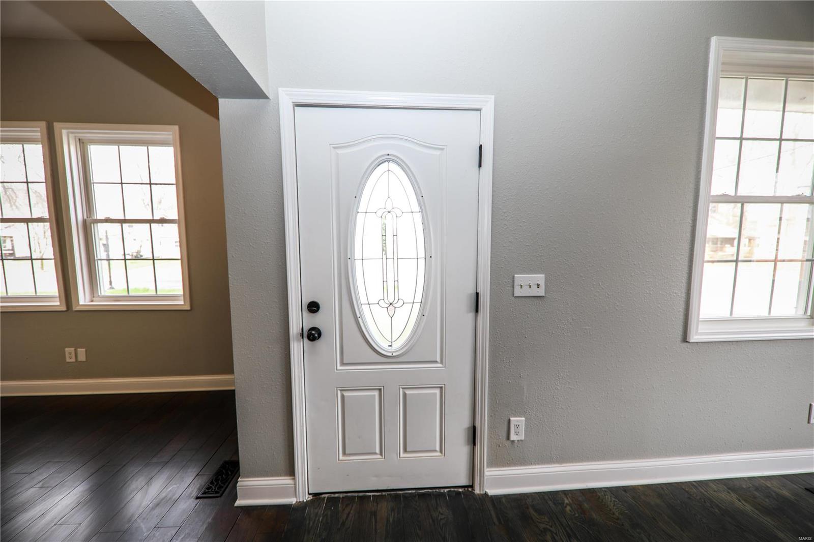 1202 Troy Road Edwardsville, IL 62025 - Photo 20 of 38 Gallery Image 20