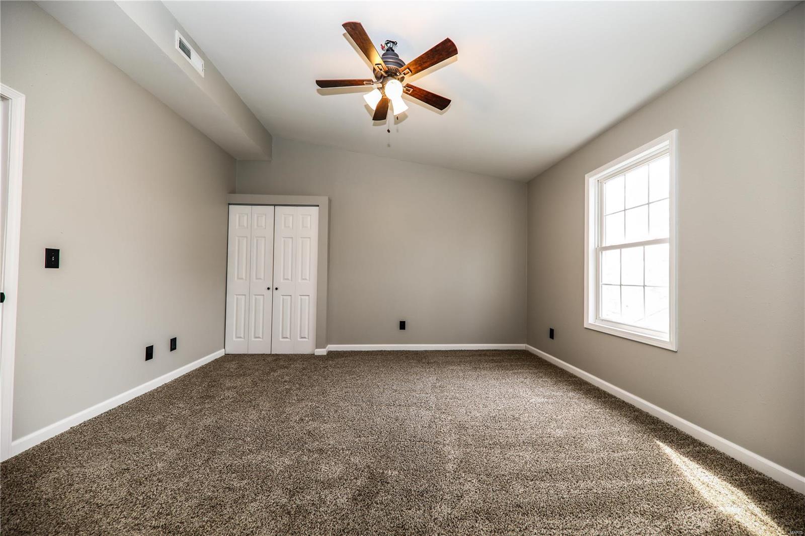 1202 Troy Road Edwardsville, IL 62025 - Photo 28 of 38 Gallery Image 28