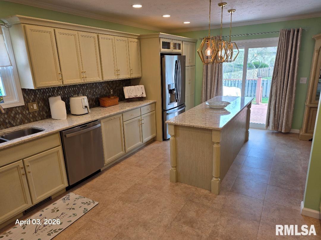 3308 Rawlings Drive Springfield, IL 62704 - Photo 5 of 19