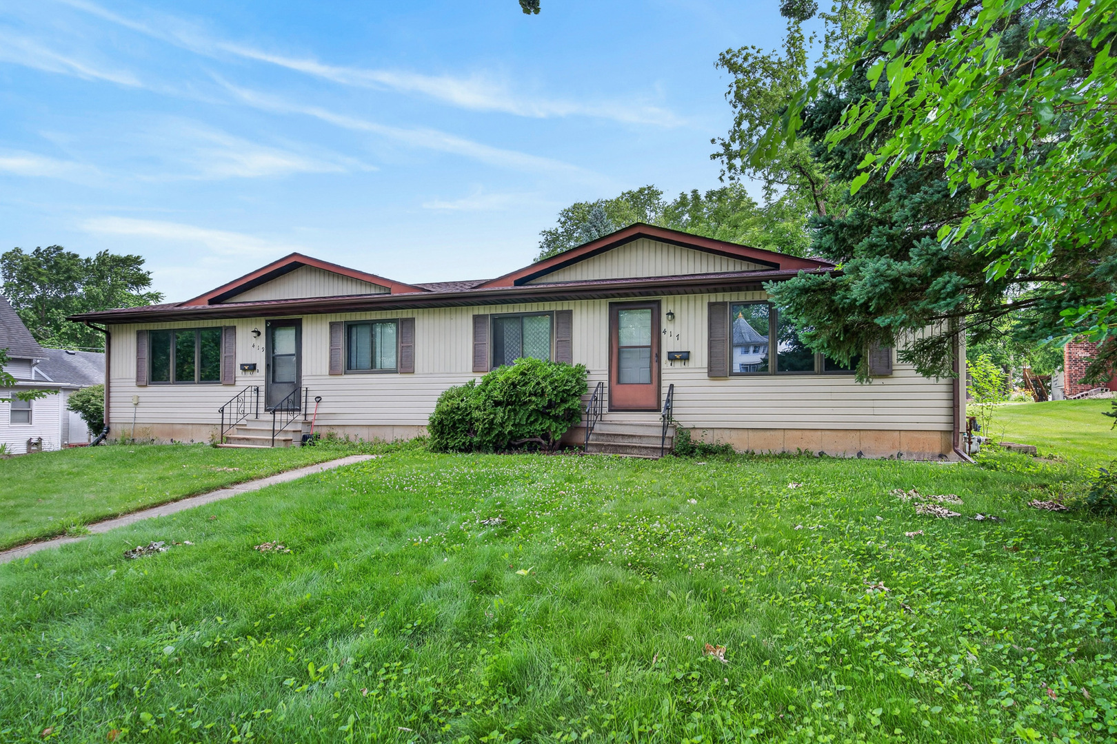 417-419 Jackson Street Genoa, IL 60135 - Photo 1 of 13