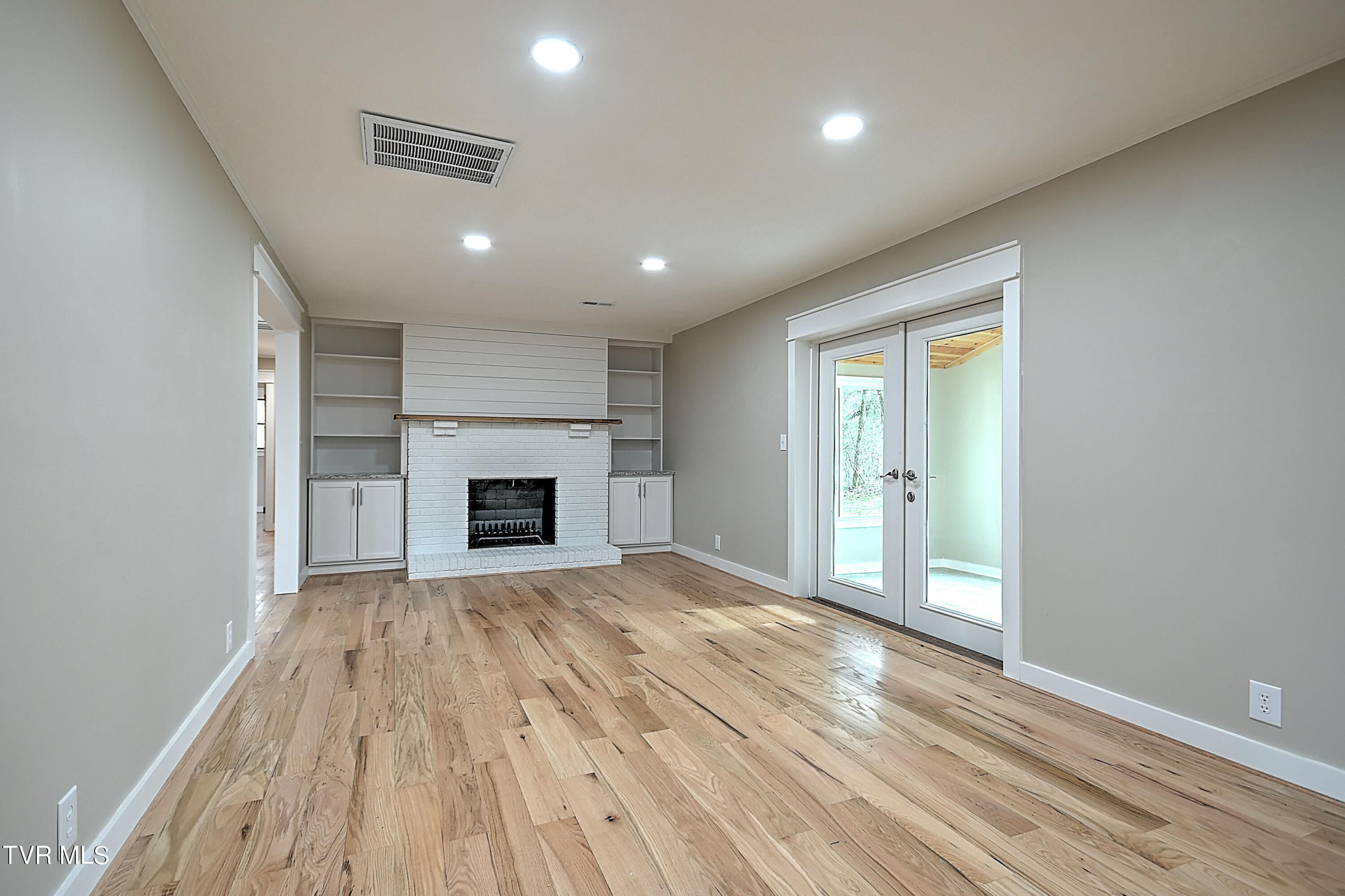 519 Rambling Road Kingsport, TN 37663 - Photo 11 of 58 519 Rambling TS-15