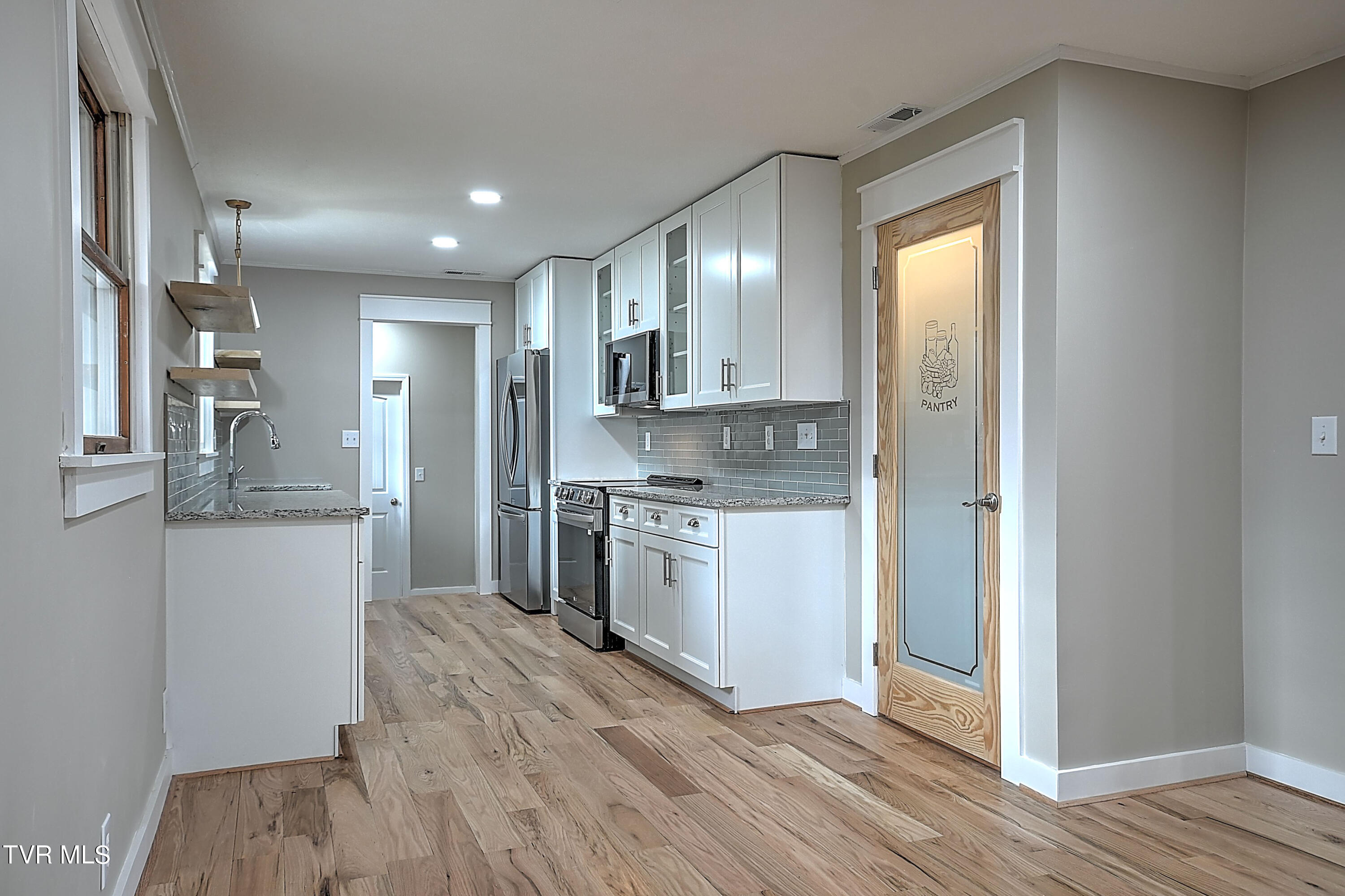 519 Rambling Road Kingsport, TN 37663 - Photo 25 of 58 519 Rambling TS-22