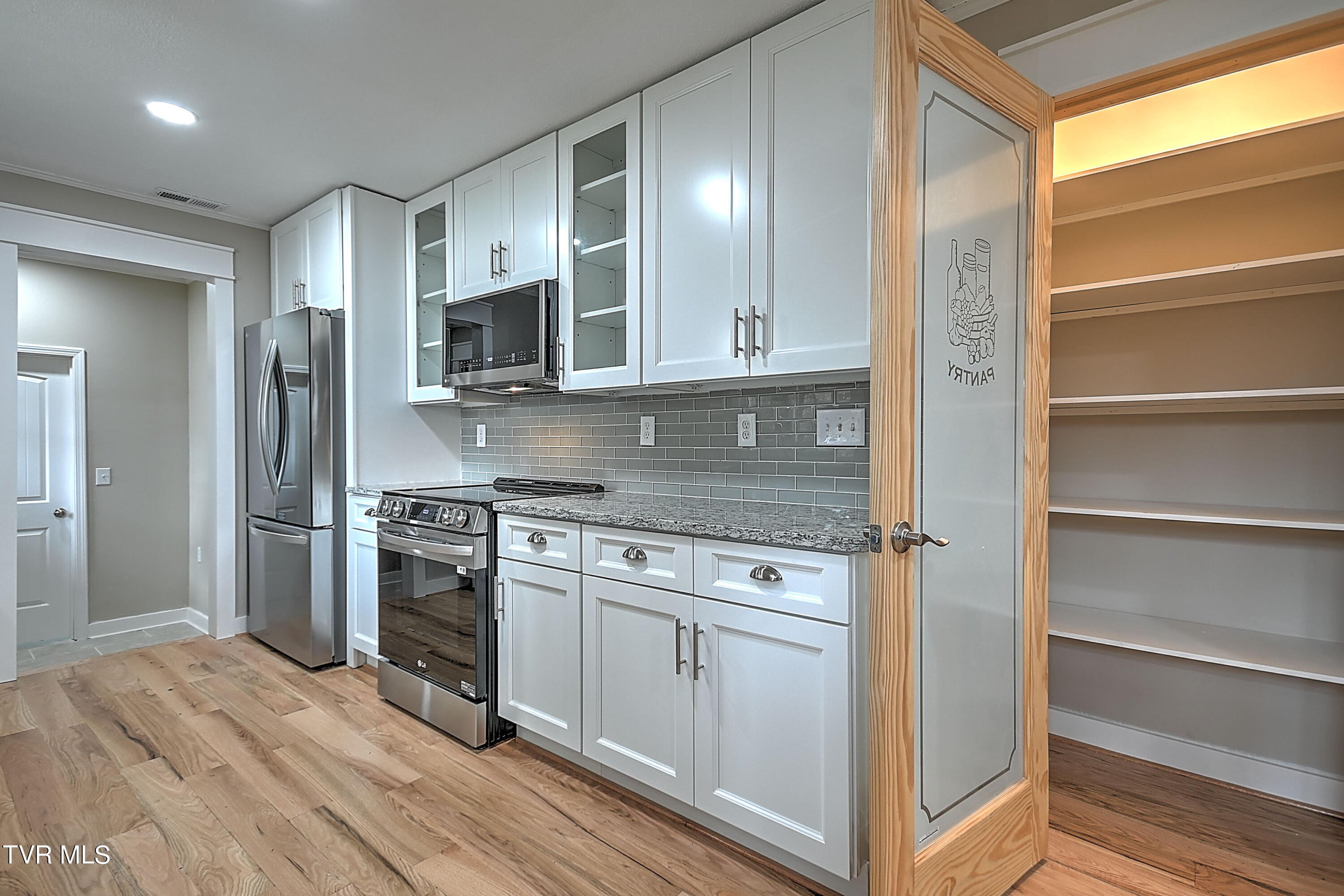 519 Rambling Road Kingsport, TN 37663 - Photo 26 of 58 519 Rambling TS-26