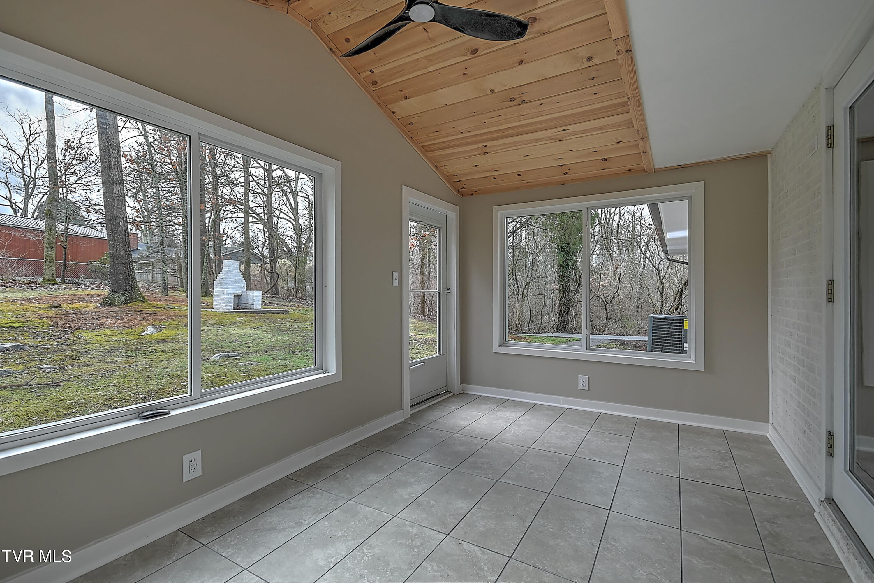 519 Rambling Road Kingsport, TN 37663 - Photo 35 of 58 519 Rambling TS-36