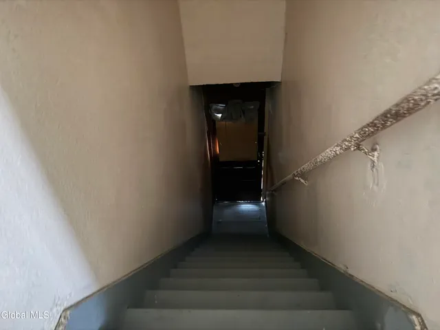 $93,300 | 7 Vanwyck Street, Gloversville, NY 12078