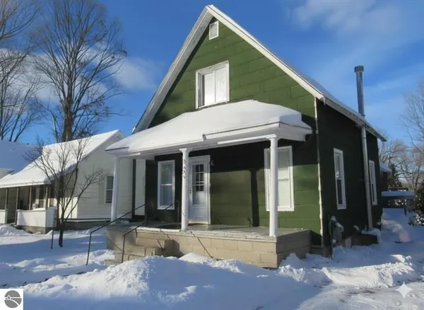 $93,000 | 605 East Garfield Street, Cadillac, MI 49601