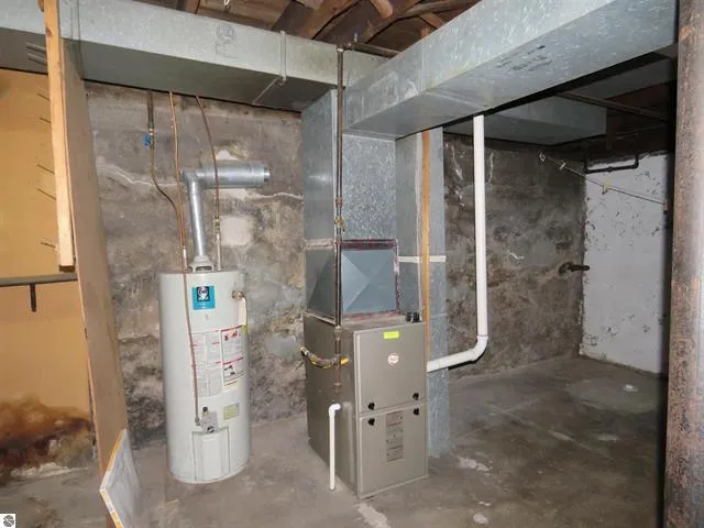 $99,900 | 605 East Garfield Street, Cadillac, MI 49601