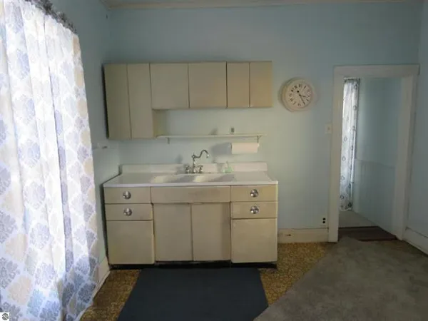 $93,000 | 605 East Garfield Street, Cadillac, MI 49601