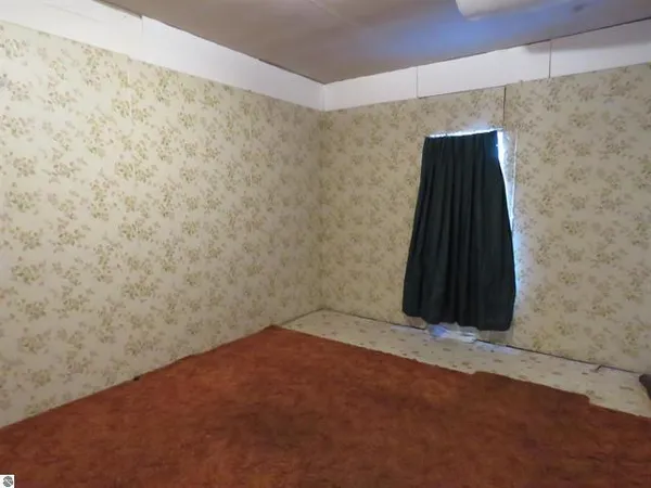 $93,000 | 605 East Garfield Street, Cadillac, MI 49601