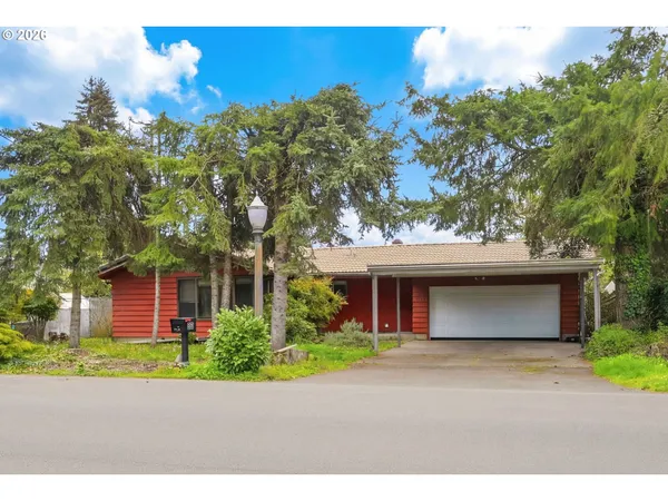 $435,000 | 885 Aspen Street, Springfield, OR 97477
