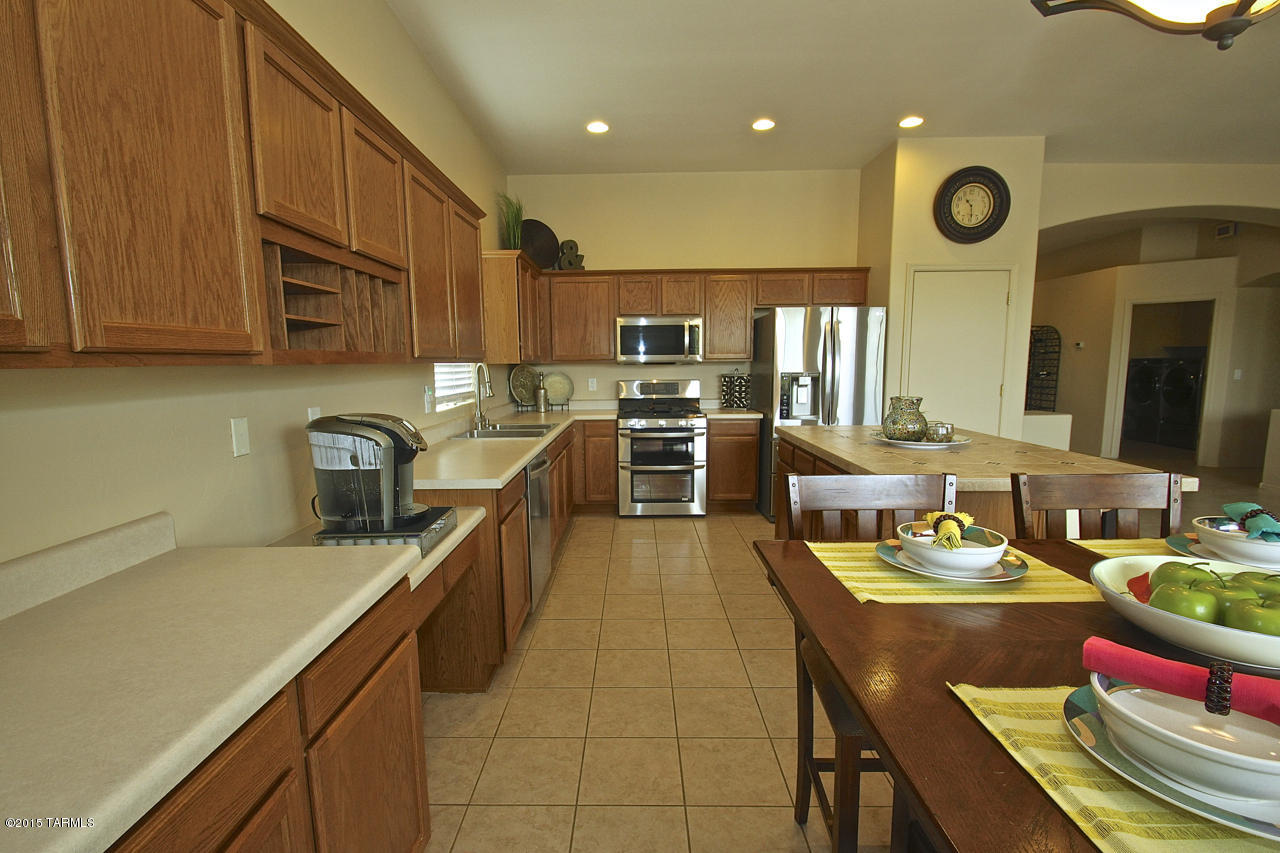 3442 South Desert Promenade Road Tucson, AZ 85735 - Photo 16 of 37