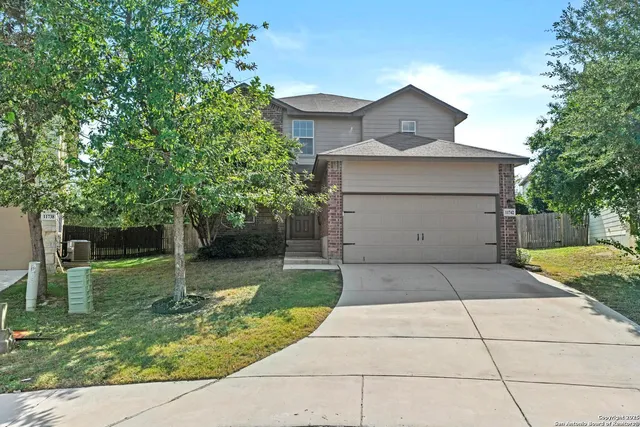 $2,100 | 11742 Cayenne Canyon, San Antonio, TX 78245