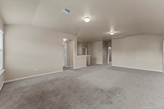 $2,100 | 11742 Cayenne Canyon, San Antonio, TX 78245