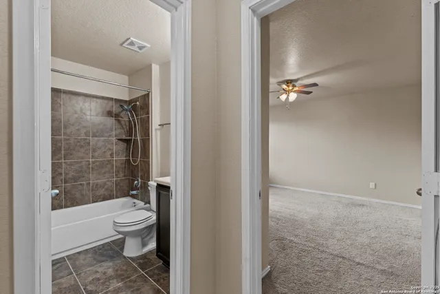 $2,100 | 11742 Cayenne Canyon, San Antonio, TX 78245