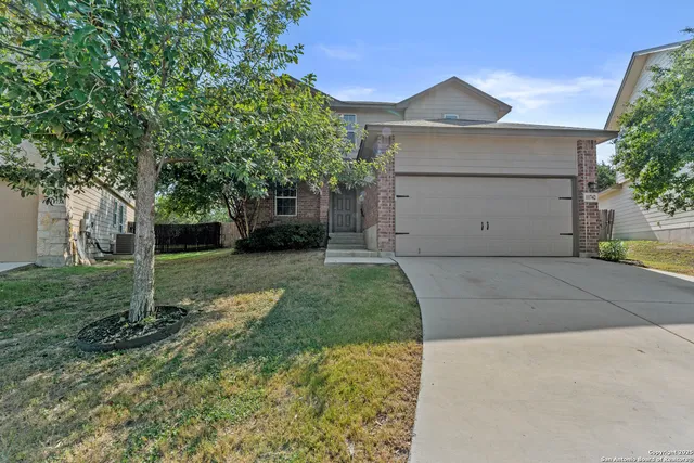 $2,100 | 11742 Cayenne Canyon, San Antonio, TX 78245
