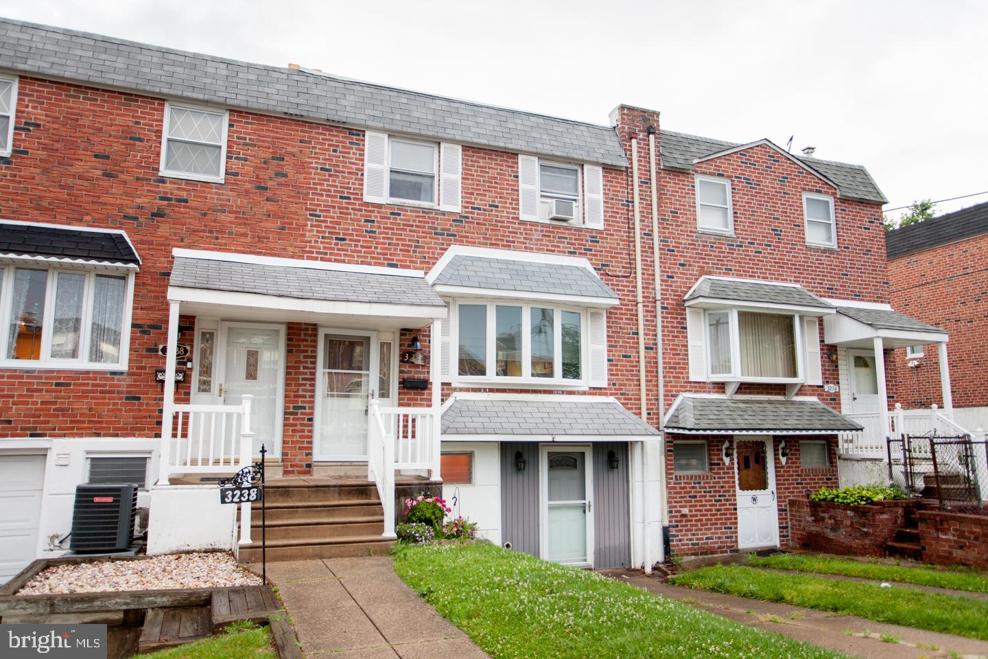 3236 Lester Road Philadelphia, PA 19154 - Photo 1 of 41