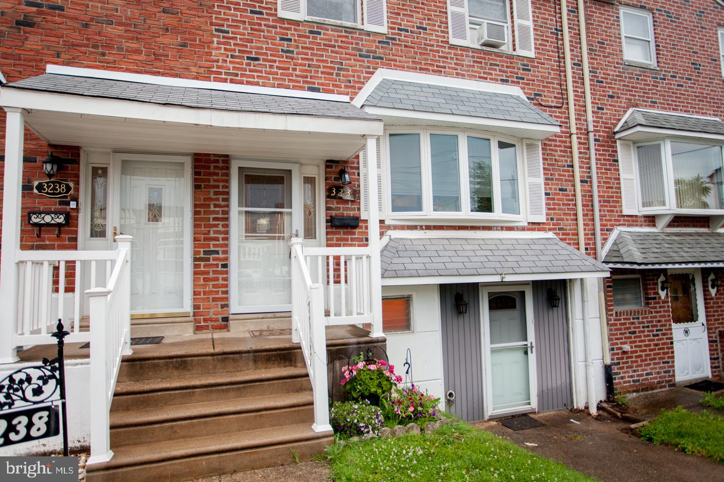 3236 Lester Road Philadelphia, PA 19154 - Photo 2 of 41