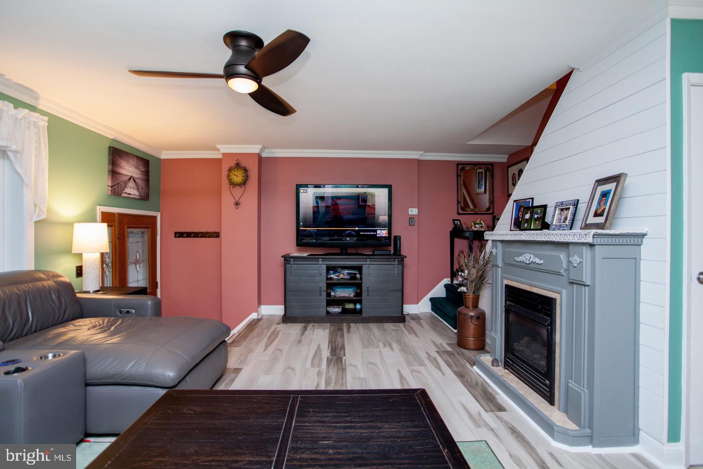 3236 Lester Road Philadelphia, PA 19154 - Photo 11 of 41