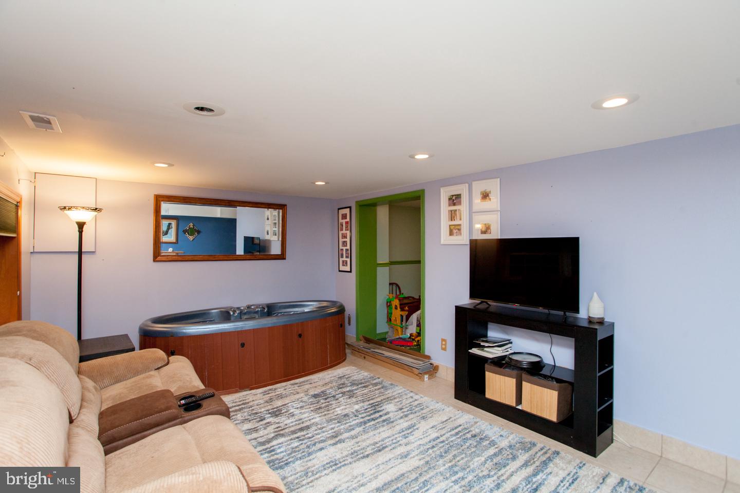 3236 Lester Road Philadelphia, PA 19154 - Photo 33 of 41