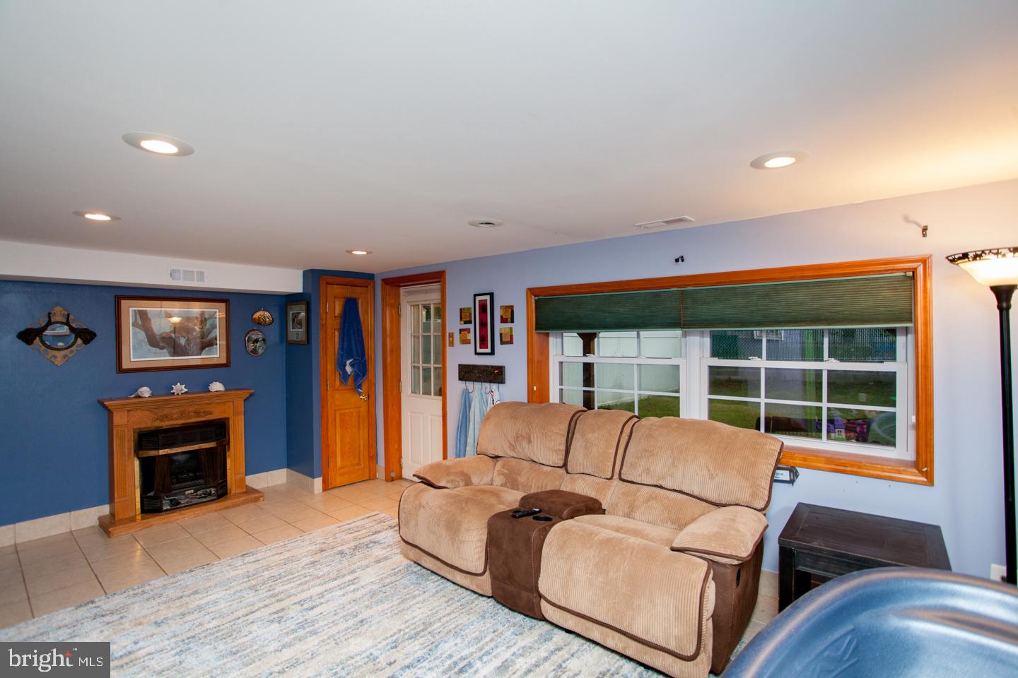 3236 Lester Road Philadelphia, PA 19154 - Photo 36 of 41
