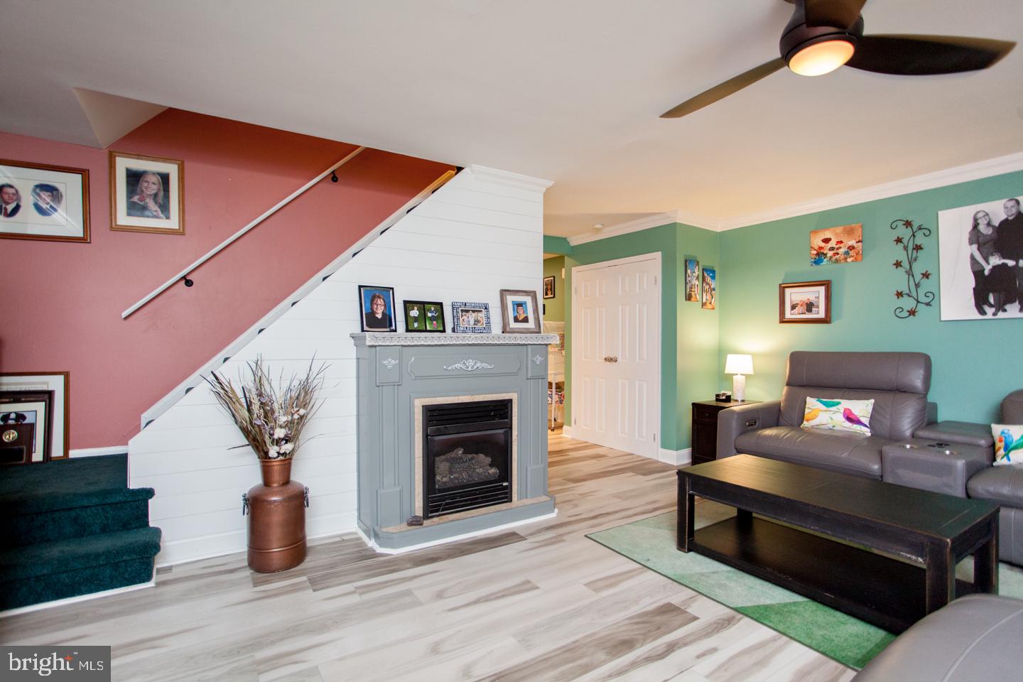 3236 Lester Road Philadelphia, PA 19154 - Photo 5 of 41