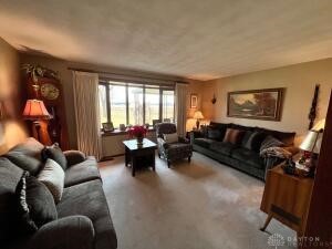 3350 Baker Road Springfield, OH 45504 - Photo 3 of 57