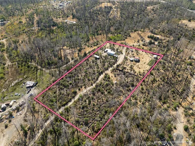 a view of a yard of a house