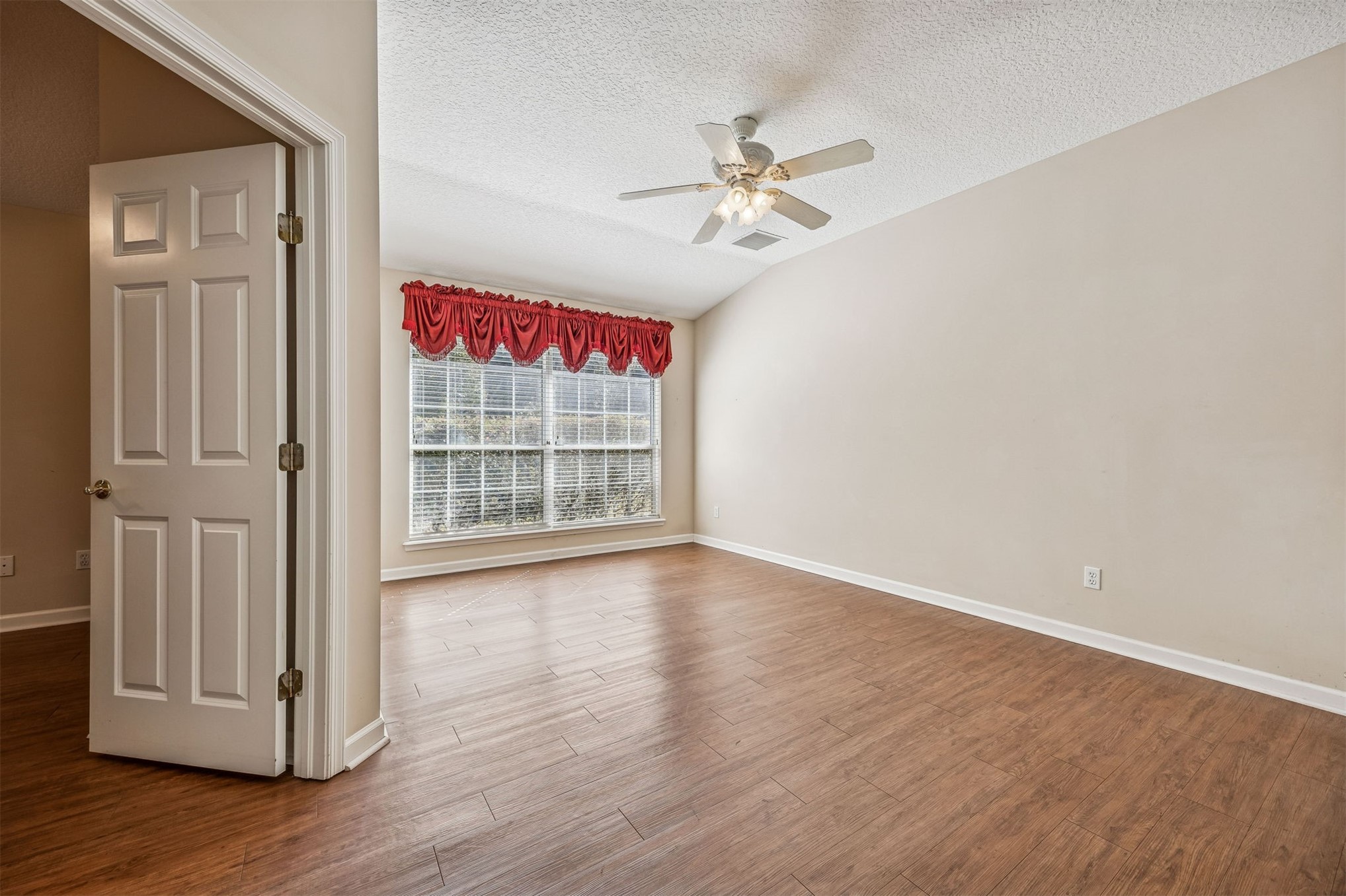 9511 Hildreth Lane Fernandina Beach, FL 32034 - Photo 12 of 36