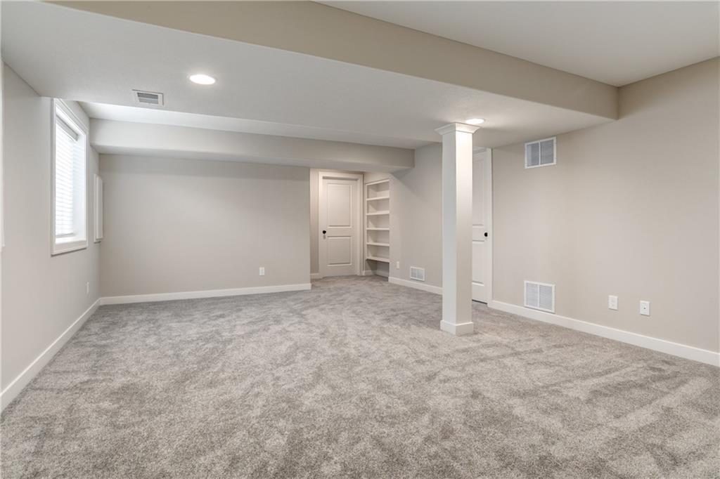 28601 West 162nd Street Gardner, KS 66030 - Photo 27 of 30