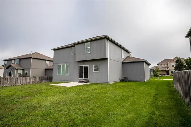 $542,000 | 28601 West 162nd Street, Gardner, KS 66030