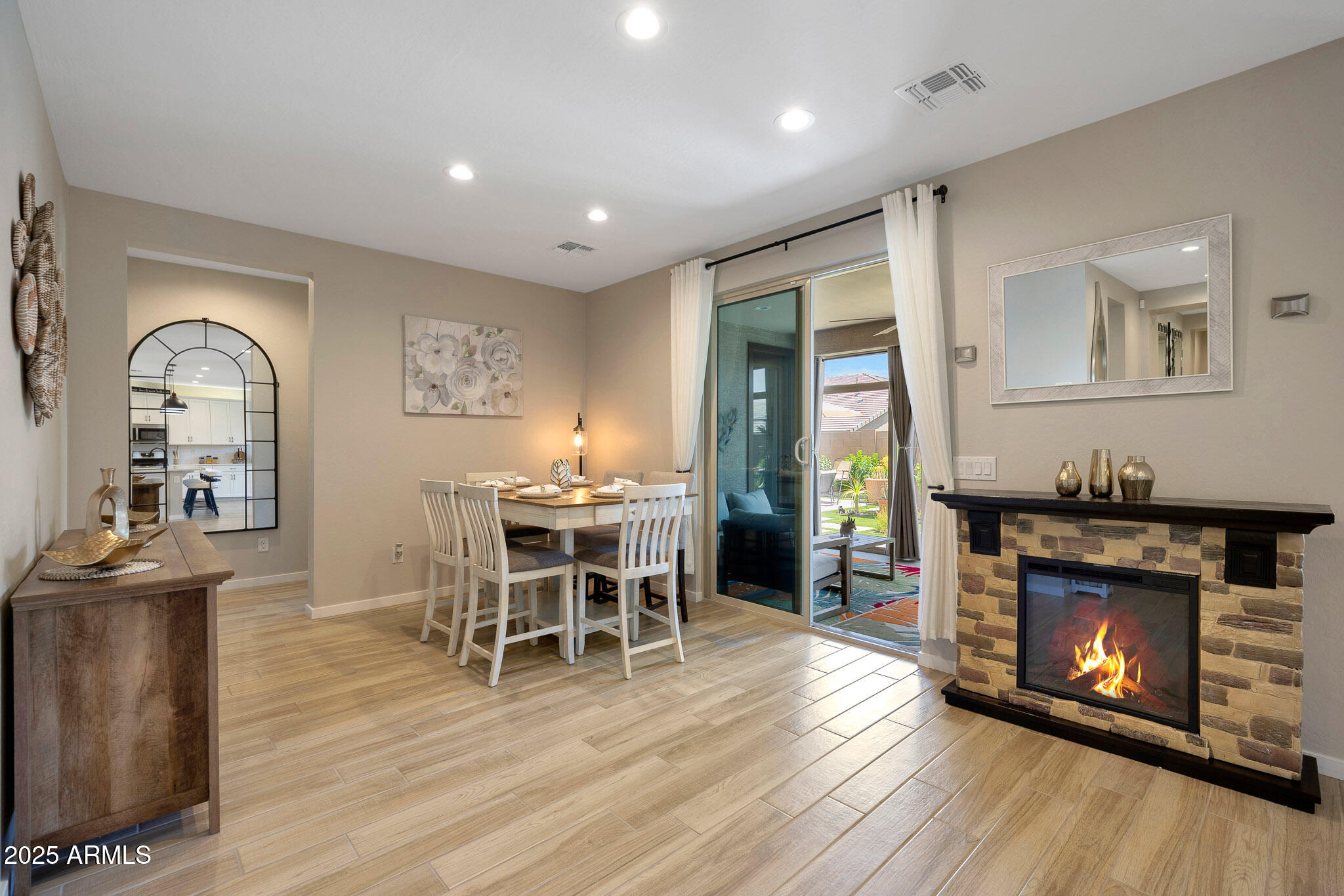 17597 West Red Fox Road Surprise, AZ 85387 - Photo 14 of 67 B (28)