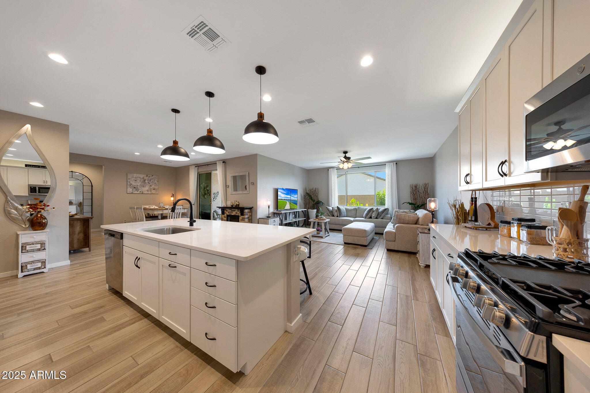 17597 West Red Fox Road Surprise, AZ 85387 - Photo 18 of 67 B (32)