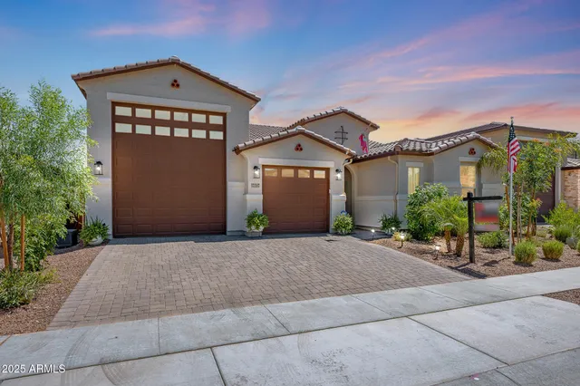 $610,990 | 17597 West Red Fox Road, Surprise, AZ 85387