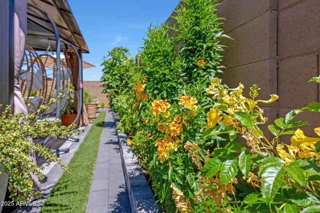 $610,990 | 17597 West Red Fox Road, Surprise, AZ 85387