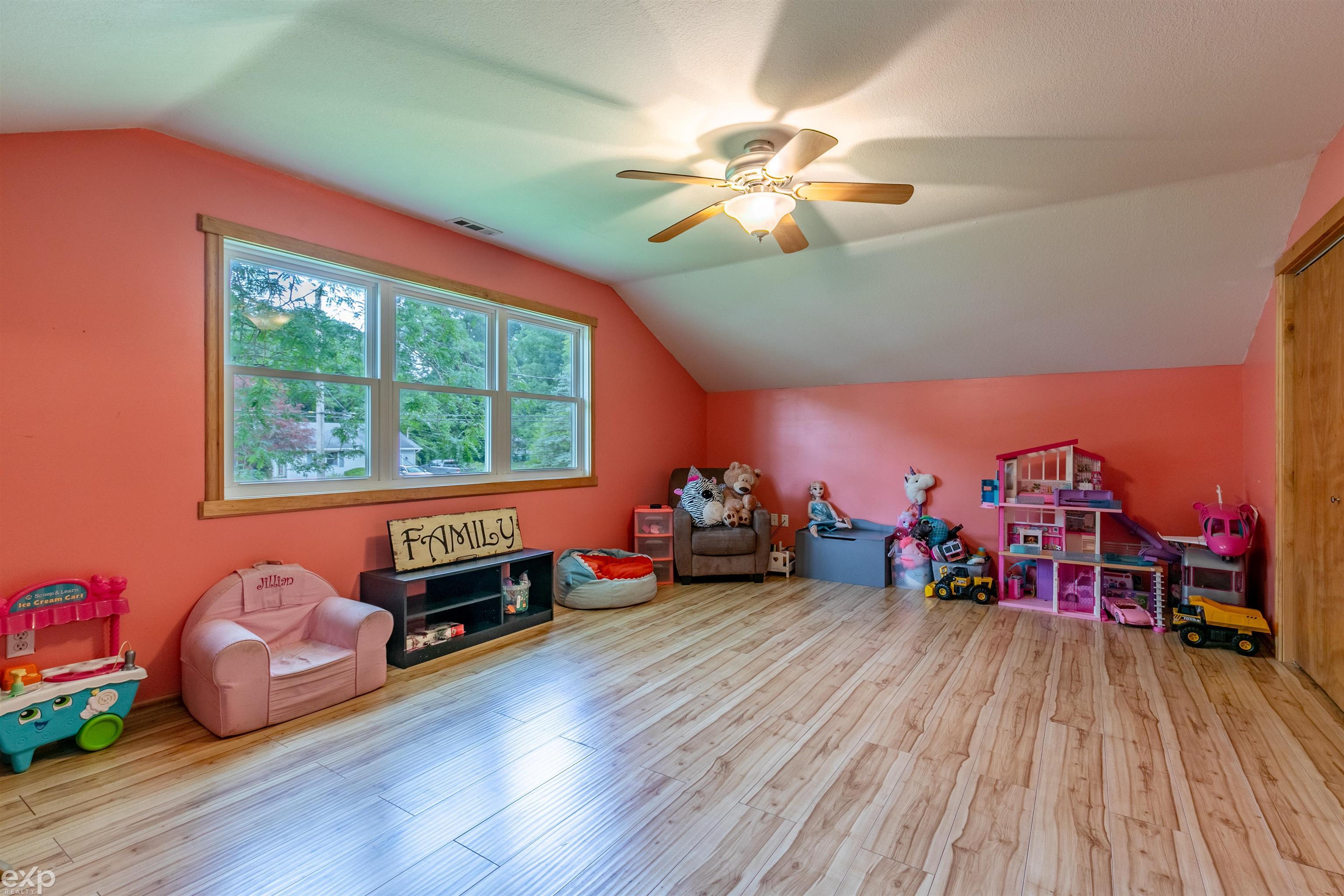 8128 Wiseman Road Lambertville, MI 48144 - Photo 31 of 41 50149023-9264705e-e341-4579-8f6d-10d3da060894.JPG