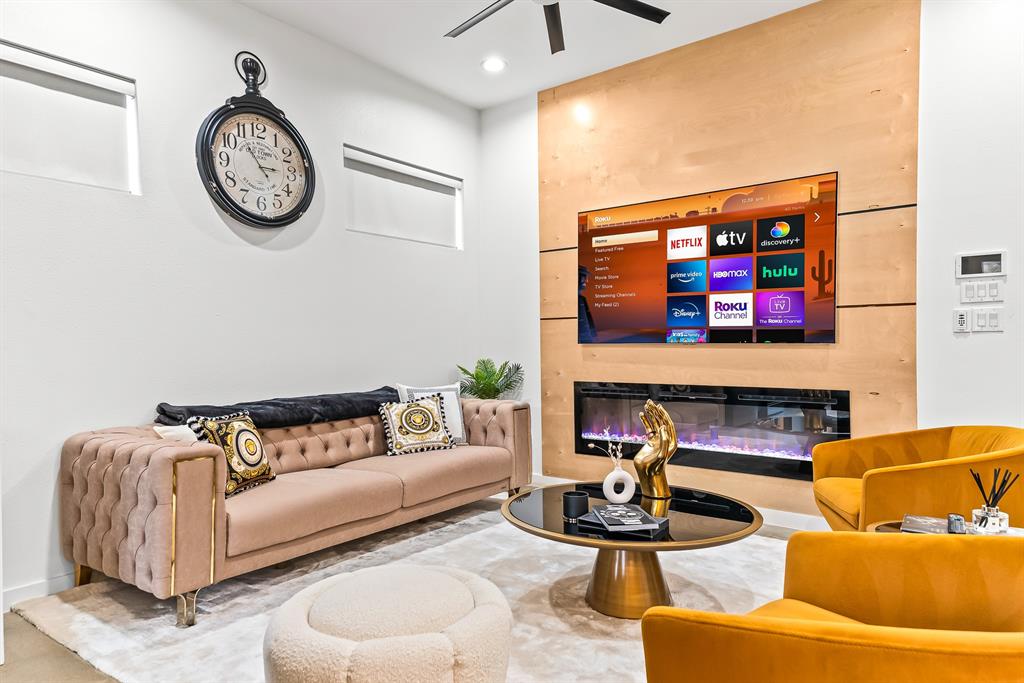 1211 Bonnie View Road Dallas, TX 75203 - Photo 4 of 33