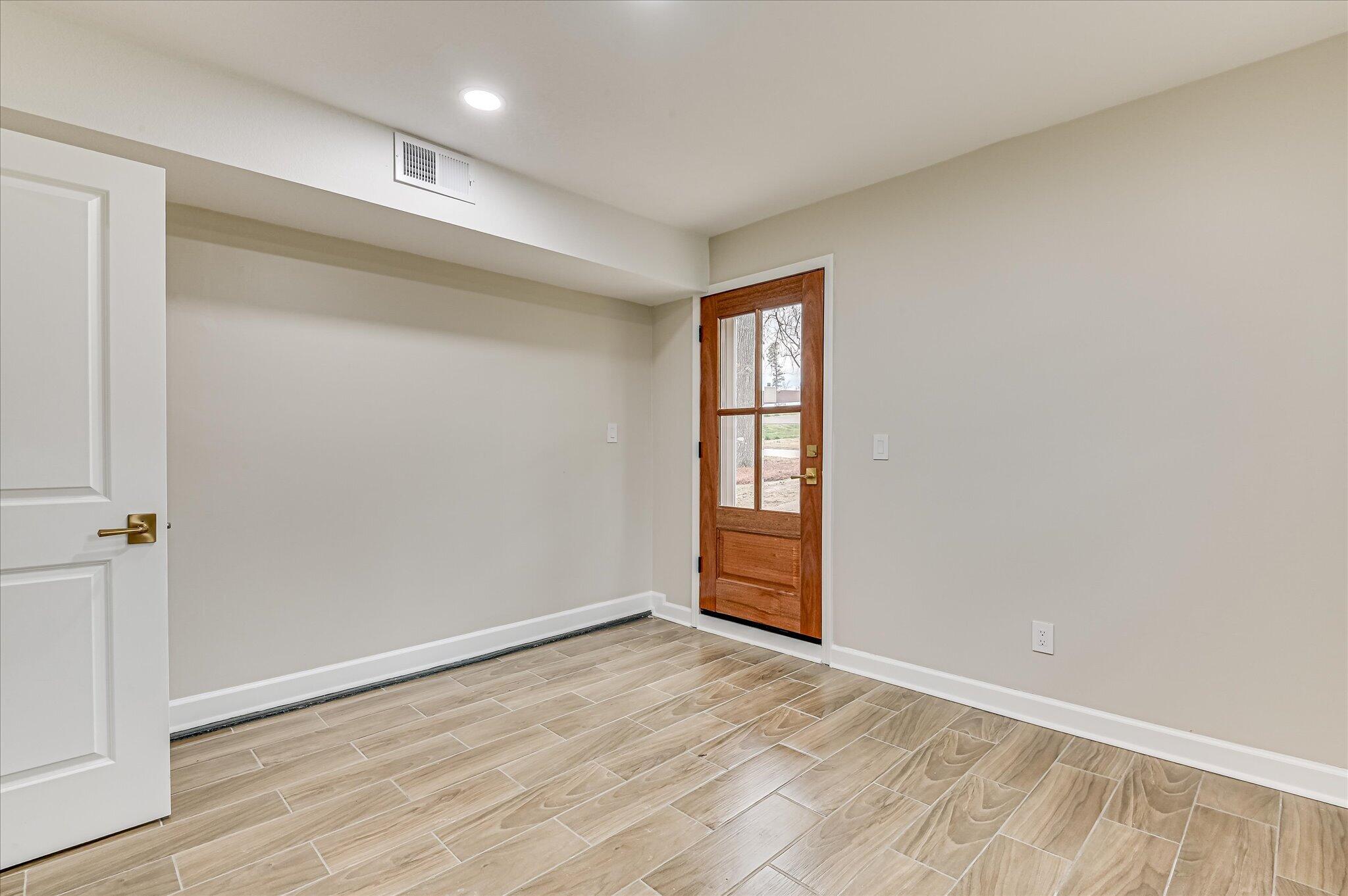 817 Mitchell Street Augusta, GA 30907 - Photo 36 of 47 Office & Bonus Room