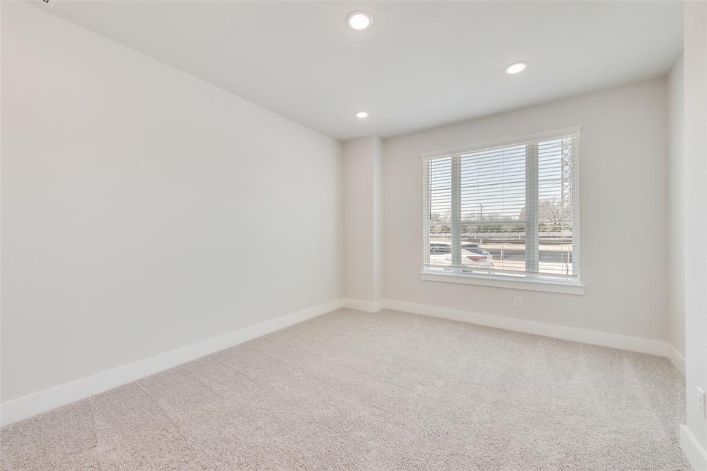 724 Ash Road Plano, TX 75075 - Photo 13 of 27 Representative Photo