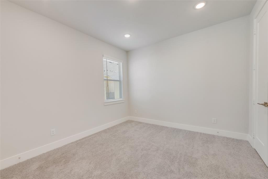 724 Ash Road Plano, TX 75075 - Photo 16 of 27 Representative Photo