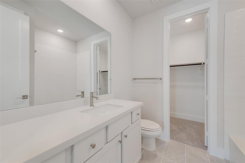 724 Ash Road Plano, TX 75075 - Photo 21 of 27 Representative Photo