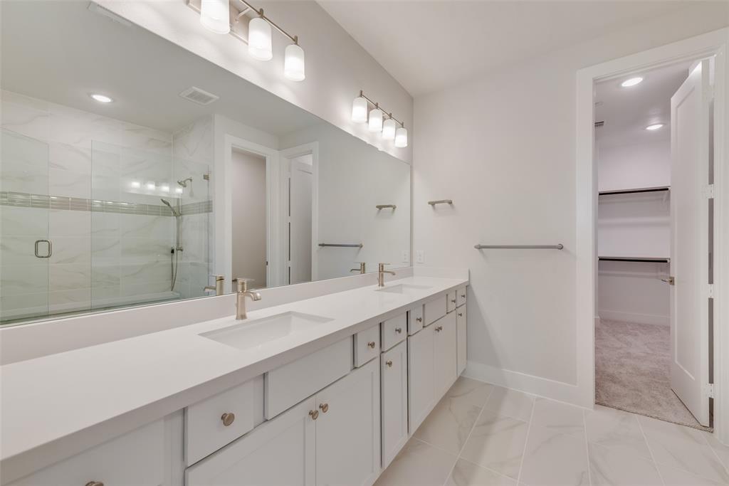 724 Ash Road Plano, TX 75075 - Photo 10 of 27 Representative Photo