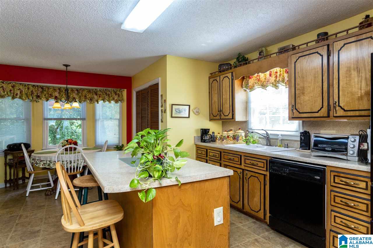 1216 6th Street Pleasant Grove, AL 35127 - Photo 17 of 49