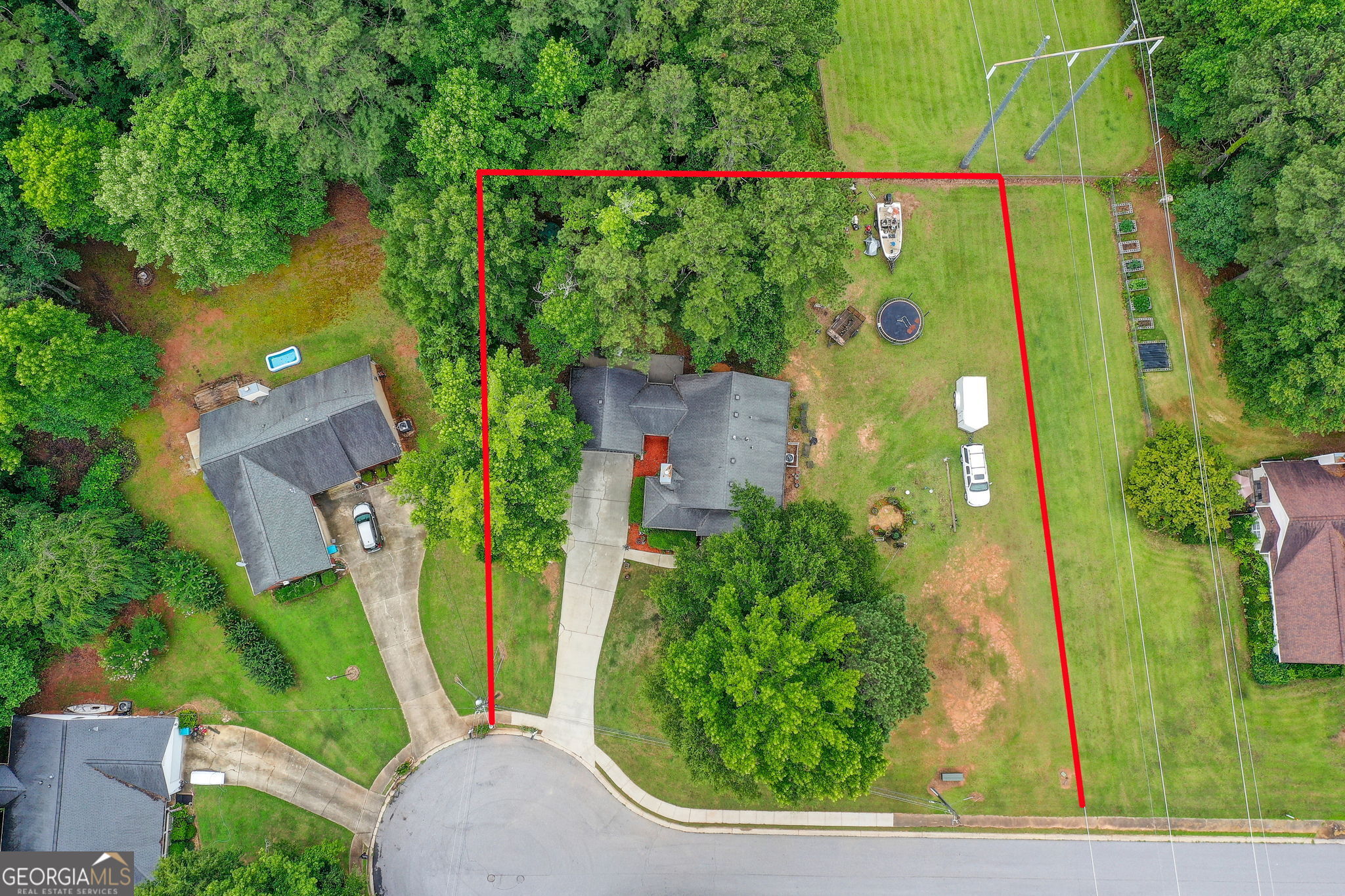 204 Crystal Court Hampton, GA 30228 - Photo 2 of 34