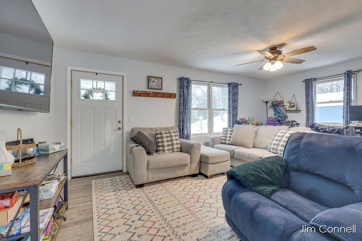 12189 Reyburn Drive Northeast Sparta, MI 49345 - Photo 5 of 26 IMG_1004