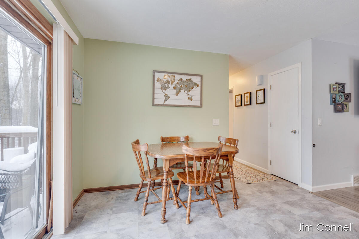 12189 Reyburn Drive Northeast Sparta, MI 49345 - Photo 8 of 26 IMG_1007